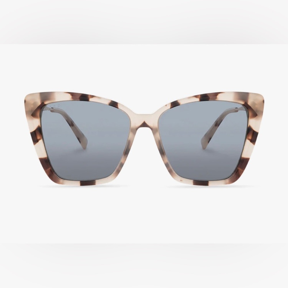 Diff Eyewear Becky II - COLOR: Cream Tortoise Grey Polarized Sunglasses